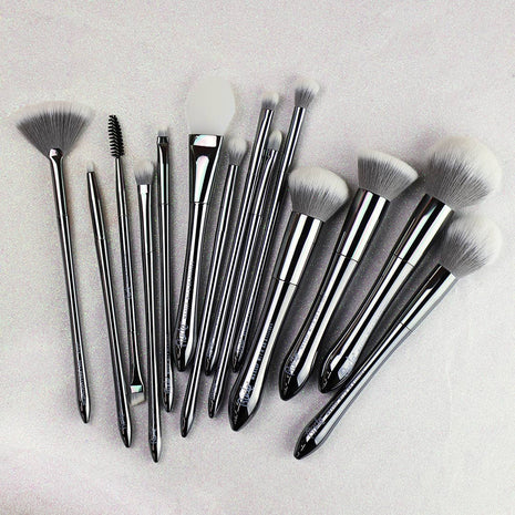 Silver Bullet Powder Brush